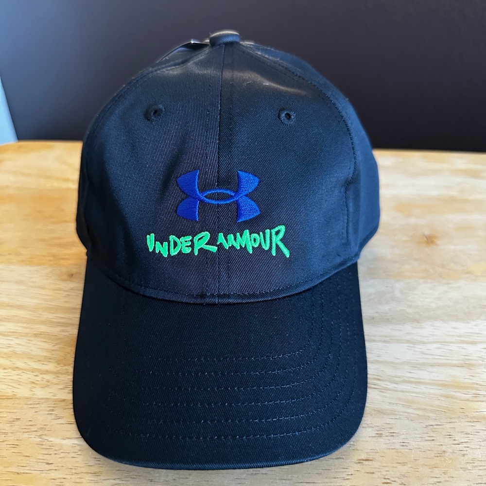NWT Under Armour Youth Cap
